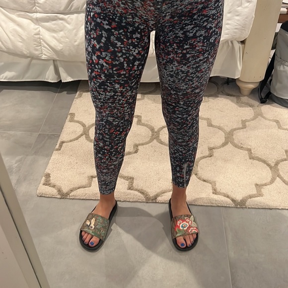 Lululemon align leggings 25” - Picture 3 of 7